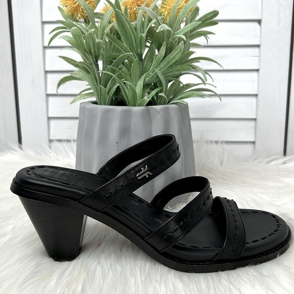 FRYE l Black Estelle Black Strappy Slide Summer Casual Heel Size 7 - Picture 1 of 12